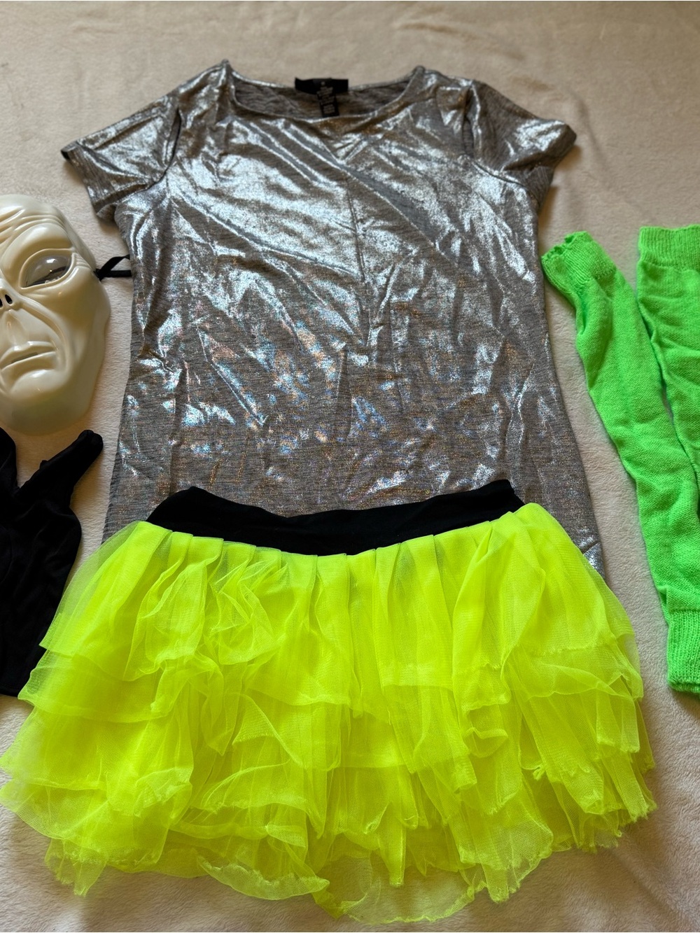 Women’s alien costume